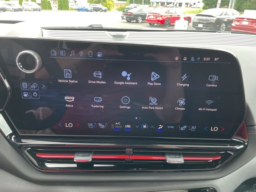 New 2024 Chevrolet Silverado EV RST image 31