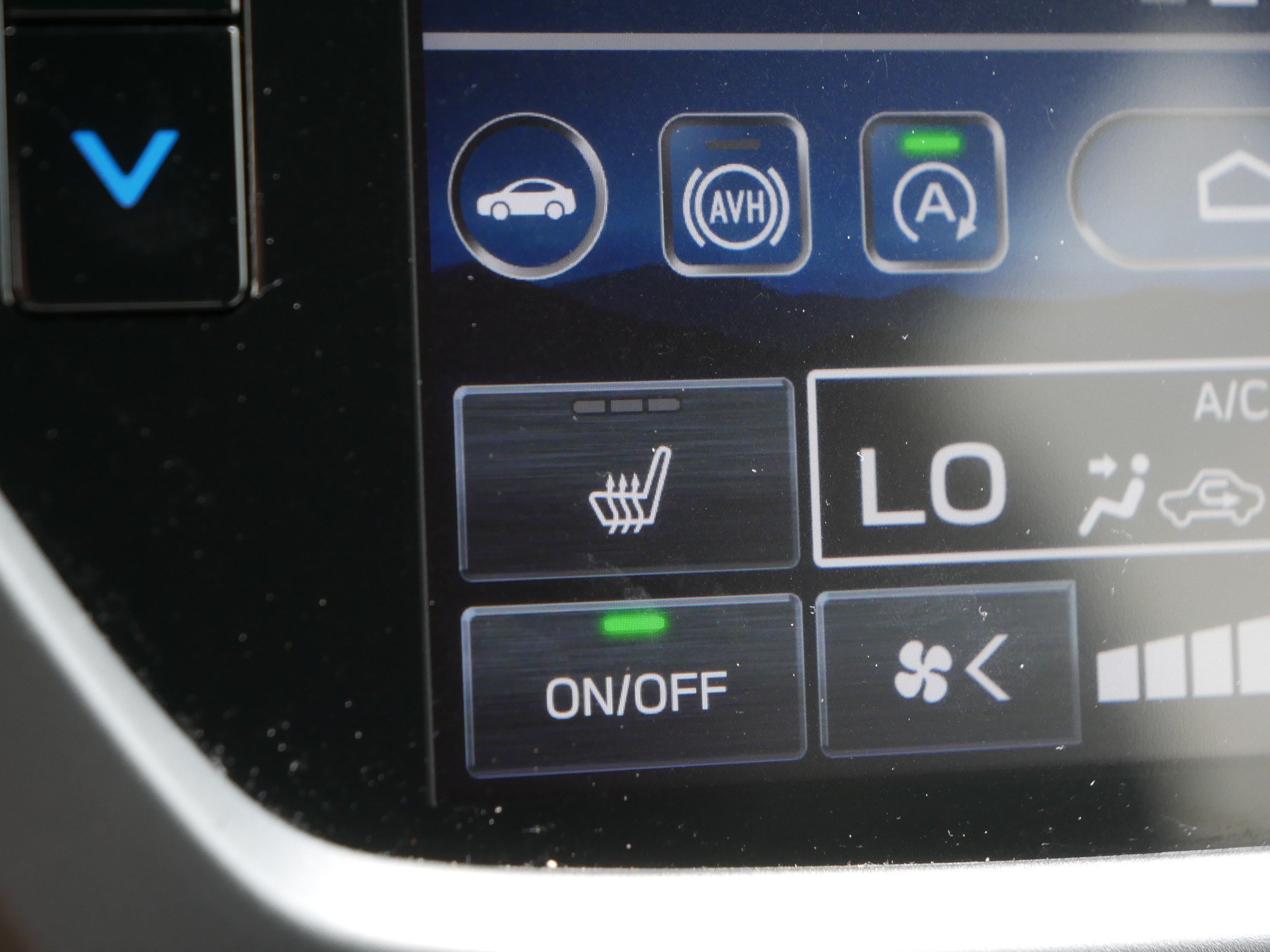 Used 2025 Subaru Forester Limited AWD/4WD image 28