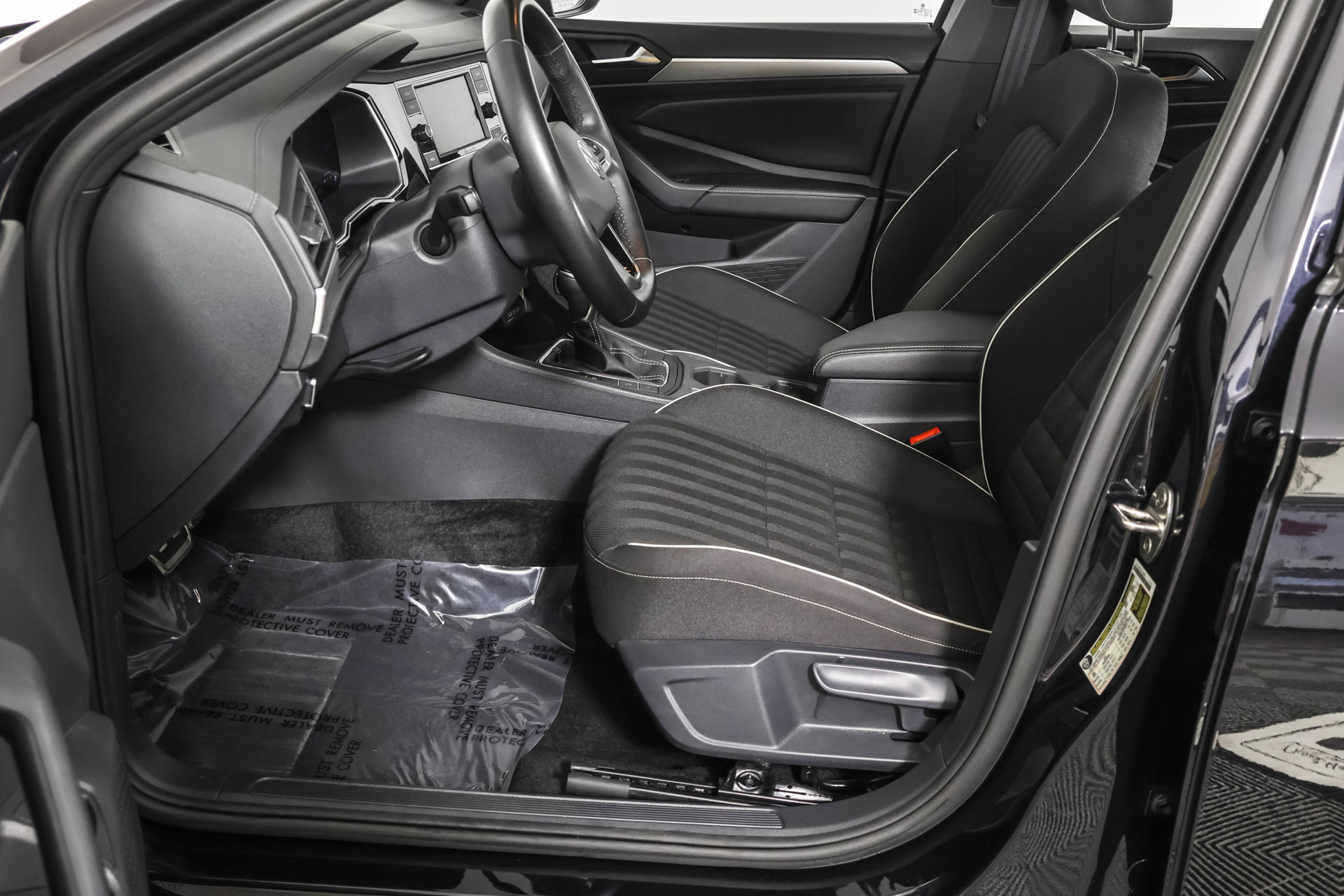 Used 2024 Volkswagen Jetta Sport FWD image 22