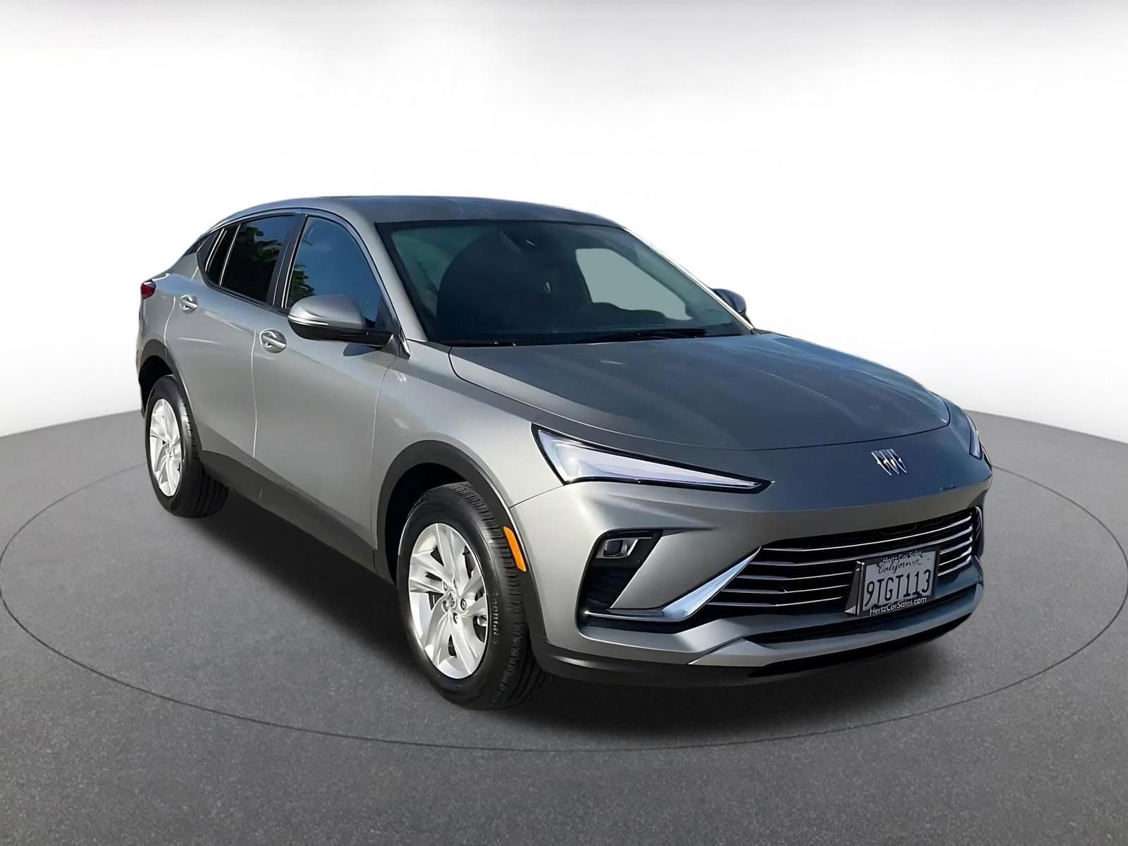 Used 2025 Buick Envista Preferred image 3