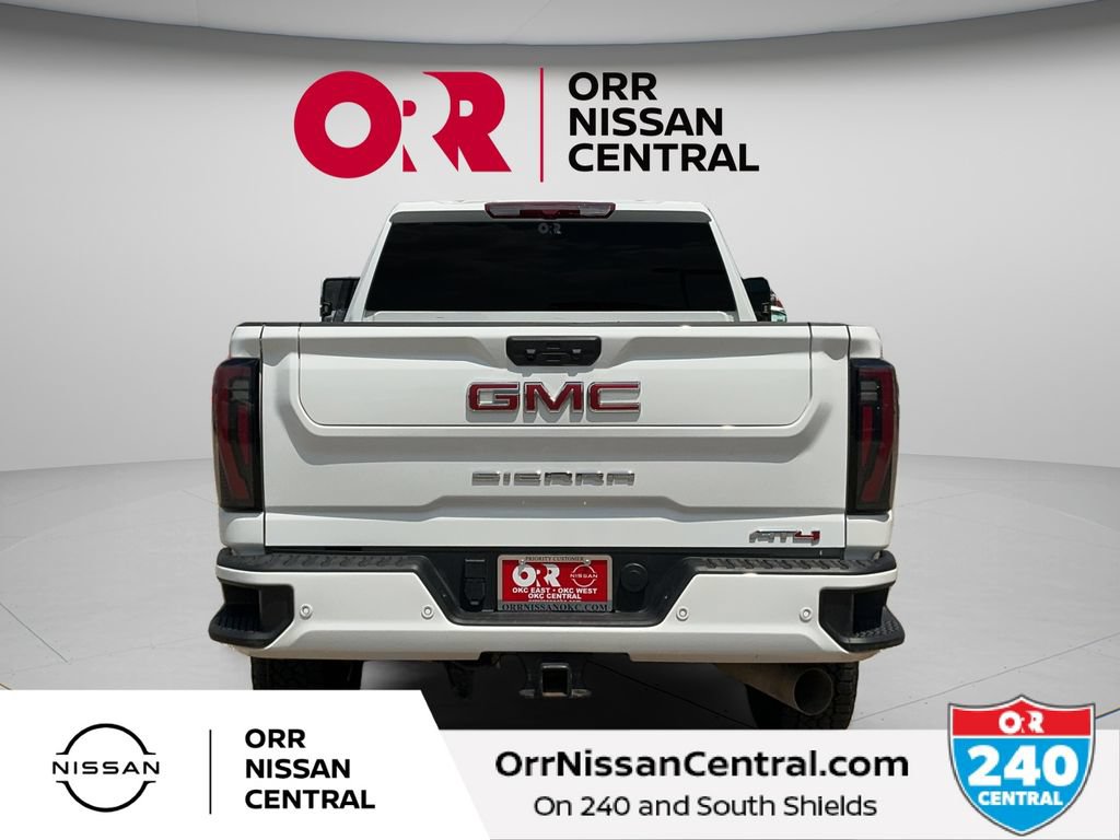 Used 2025 GMC Sierra 2500 AT4 AWD/4WD image 6