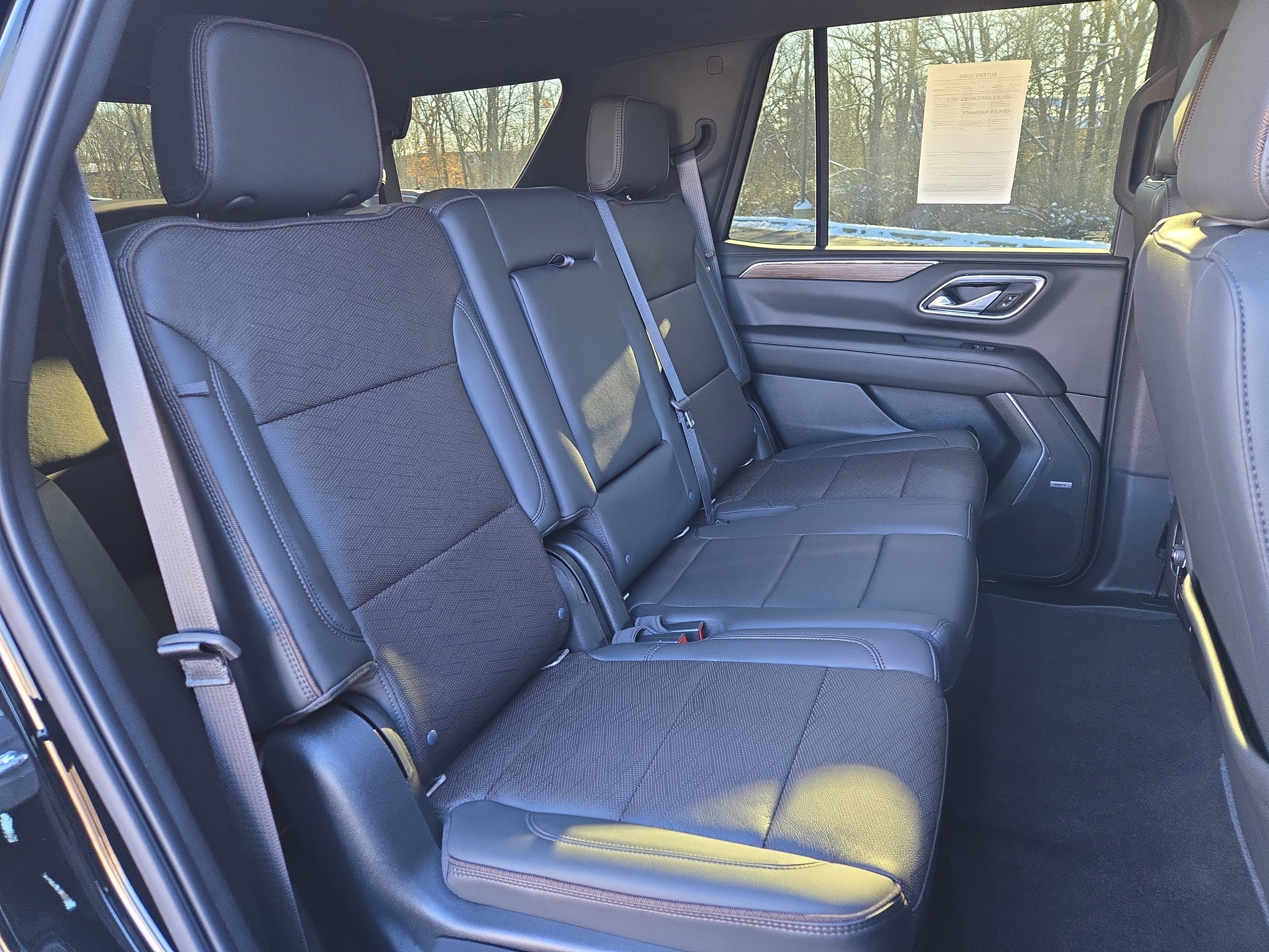 Used 2021 Chevrolet Tahoe High Country w/ Premium Package image 31