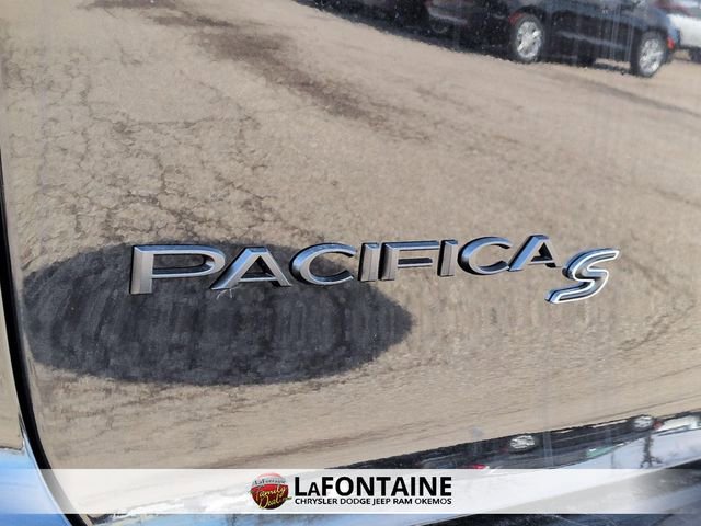 New 2026 Chrysler Pacifica Limited w/ S Appearance Package AWD/4WD image 10