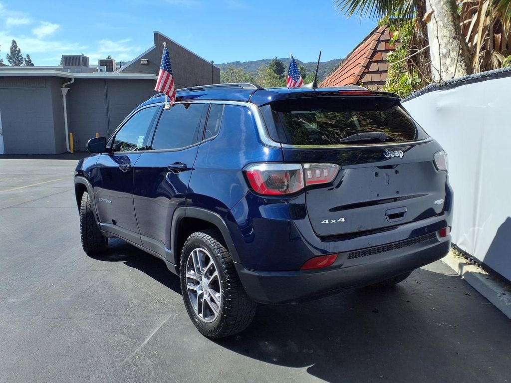 Used 2020 Jeep Compass Latitude AWD/4WD image 4