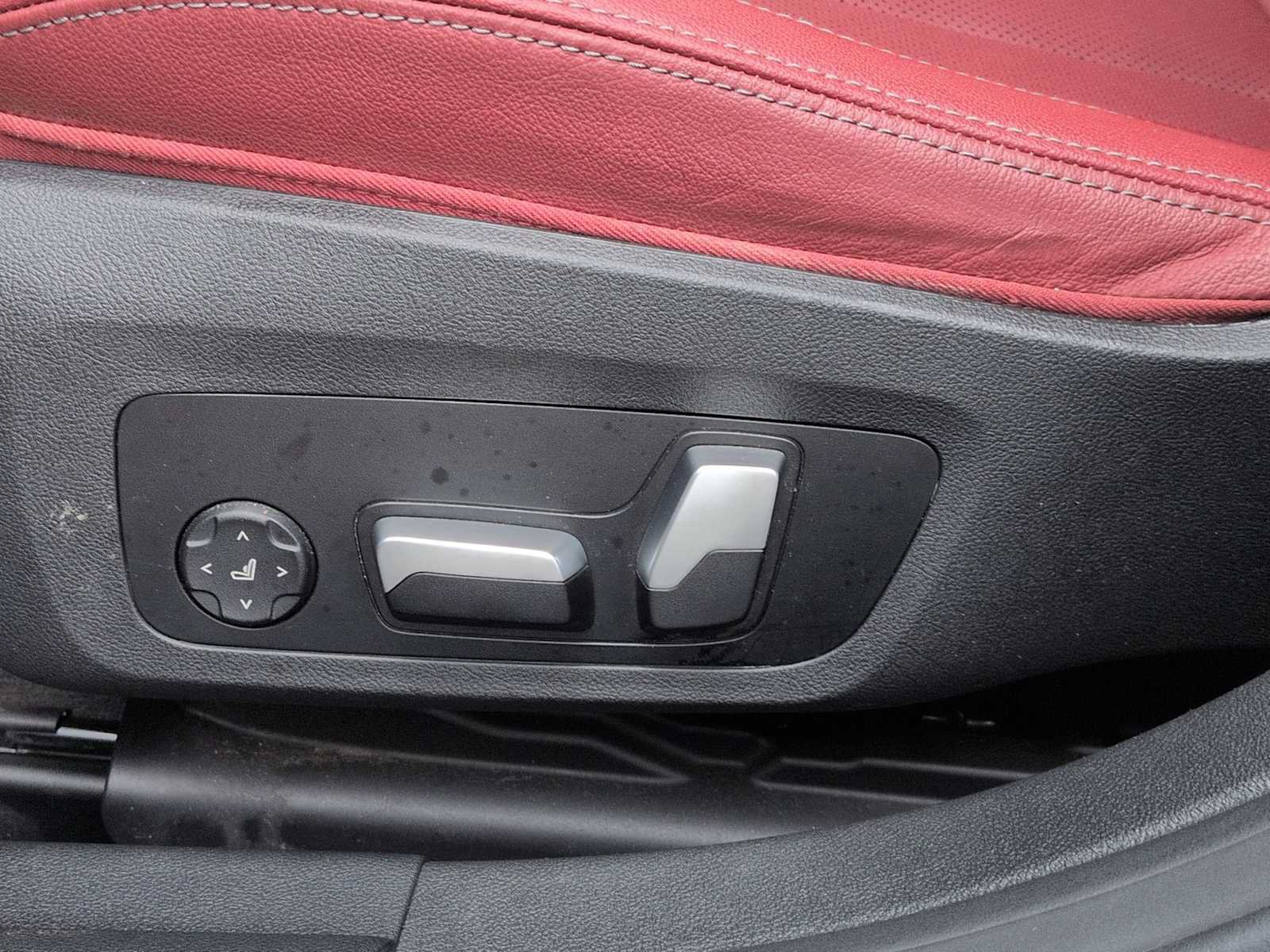 Certified 2023 BMW i4 eDrive35 w/ Premium Package RWD image 18