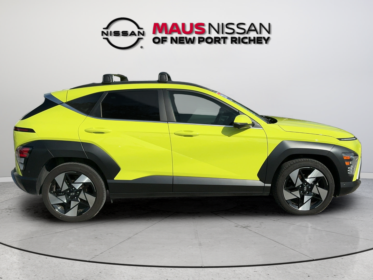 Used 2024 Hyundai Kona Limited FWD image 12