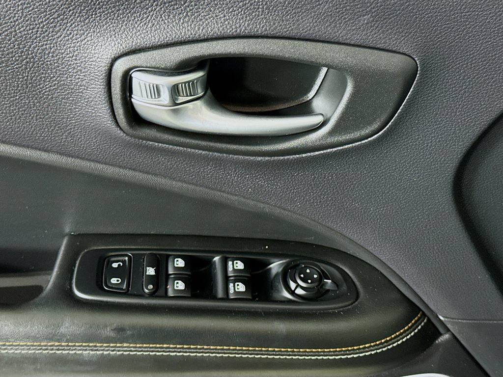 Used 2017 Jeep Compass Sport FWD image 22