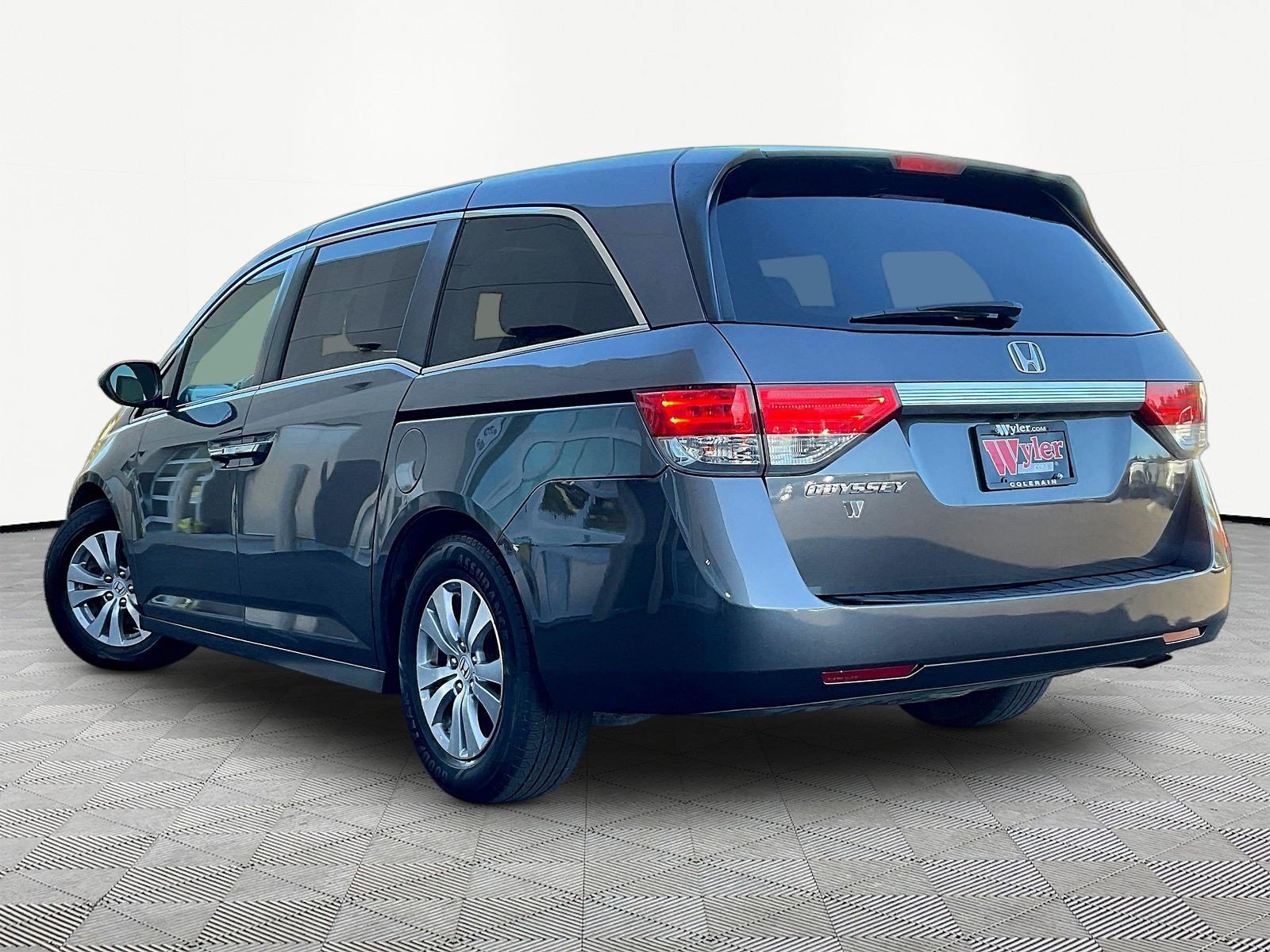 Used 2017 Honda Odyssey EX-L image 4