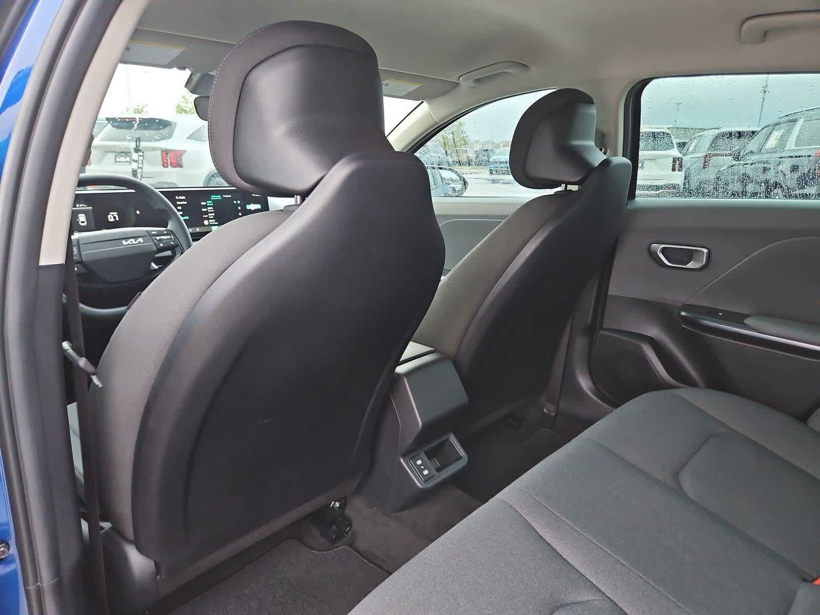 Certified 2025 Kia K4 FWD image 17