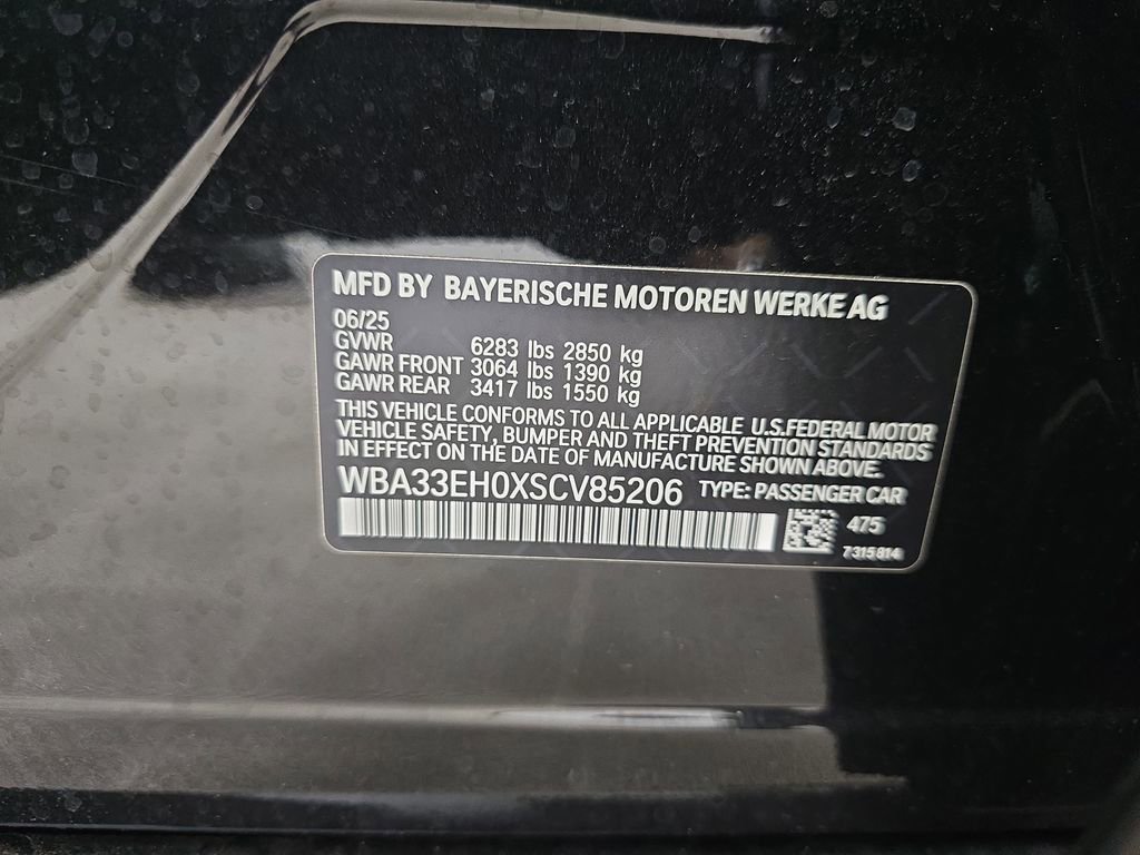 Used 2025 BMW 740i xDrive AWD/4WD image 34
