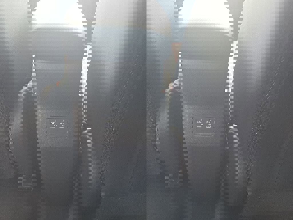 New 2026 Nissan Kicks SR w/ Cold Weather Package image 14