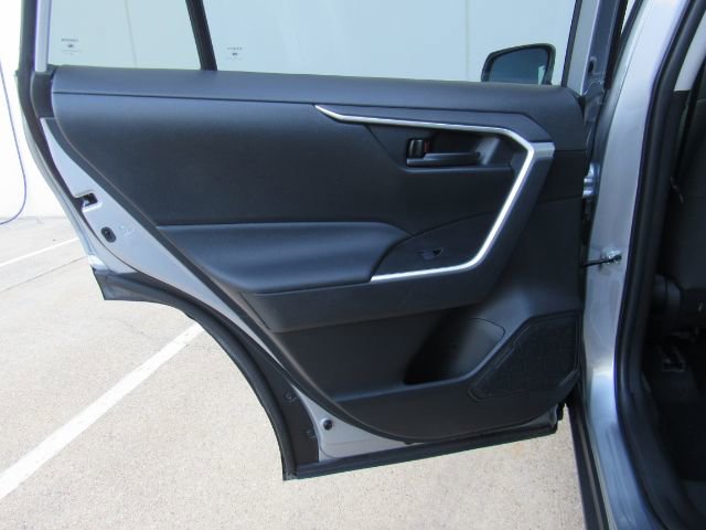 Used 2025 Toyota RAV4 LE image 15