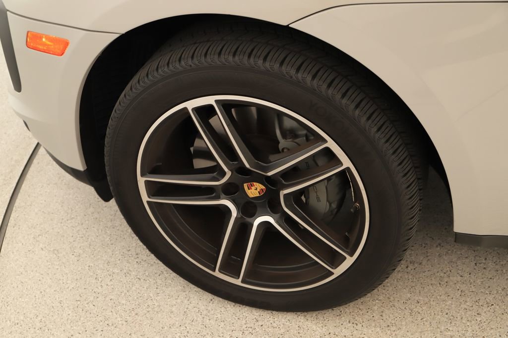 Used 2019 Porsche Macan S AWD/4WD image 37