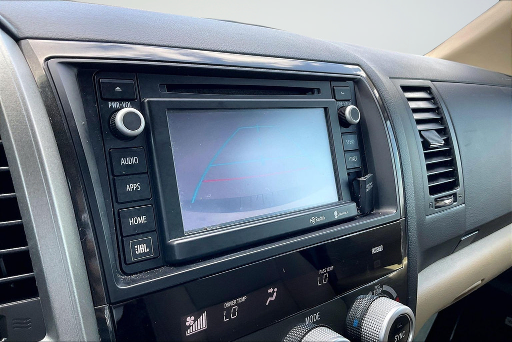 Used 2014 Toyota Sequoia Platinum RWD image 20