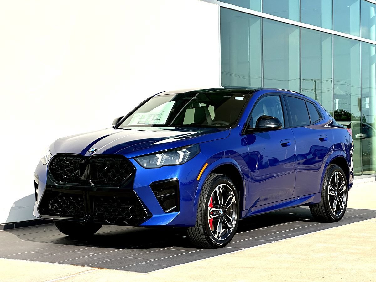 New 2026 BMW X2 xDrive28i w/ Technology Package AWD/4WD image 9