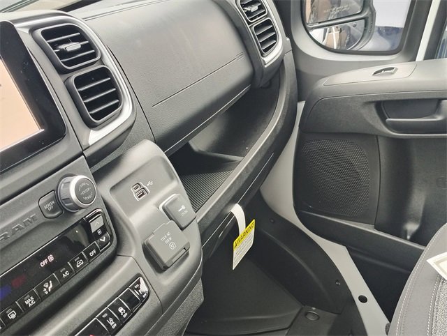 New 2026 RAM ProMaster 1500 w/ Quick Order Package 22G SLT image 25