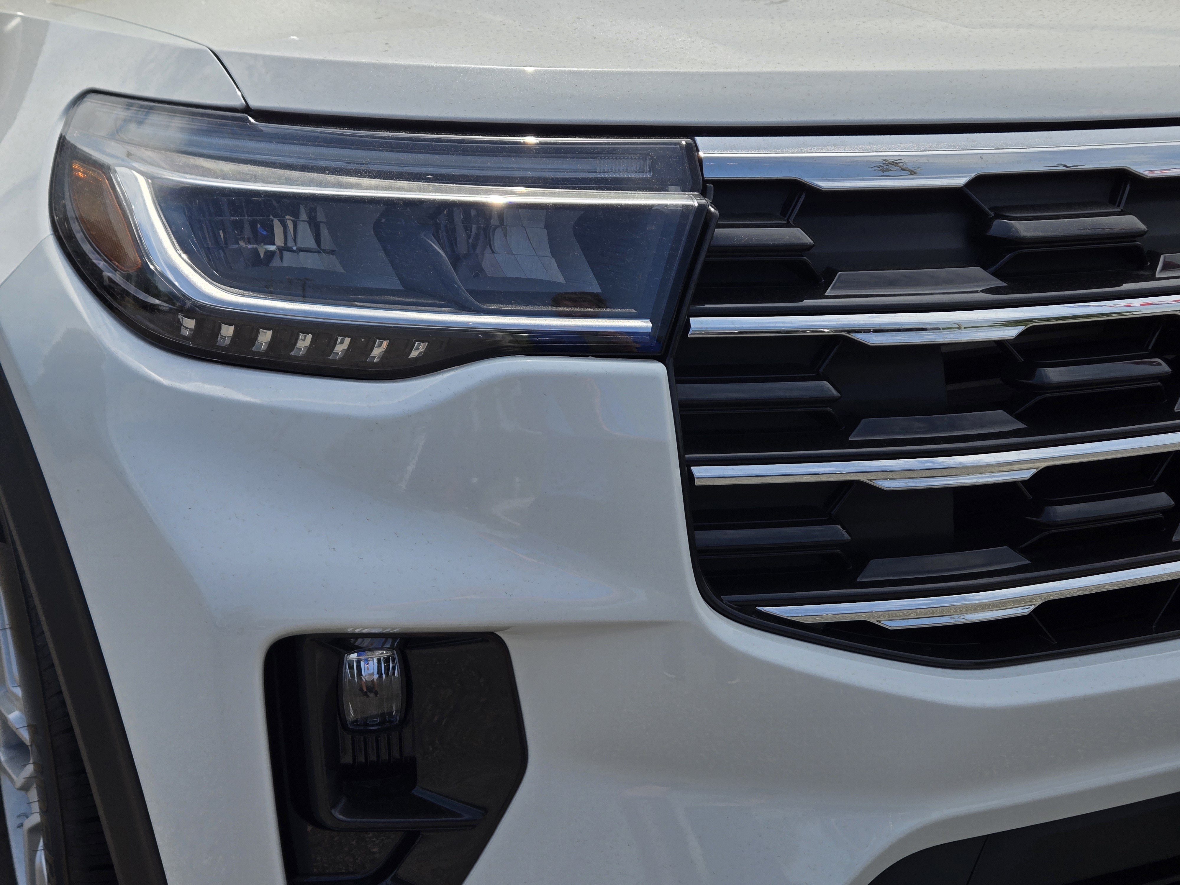 New 2026 Ford Explorer Active w/ Active Comfort Package RWD image 4