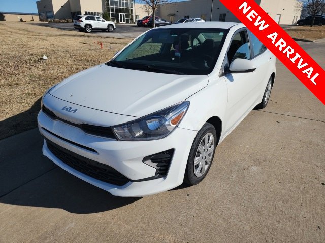 Used 2022 Kia Rio LX image 4