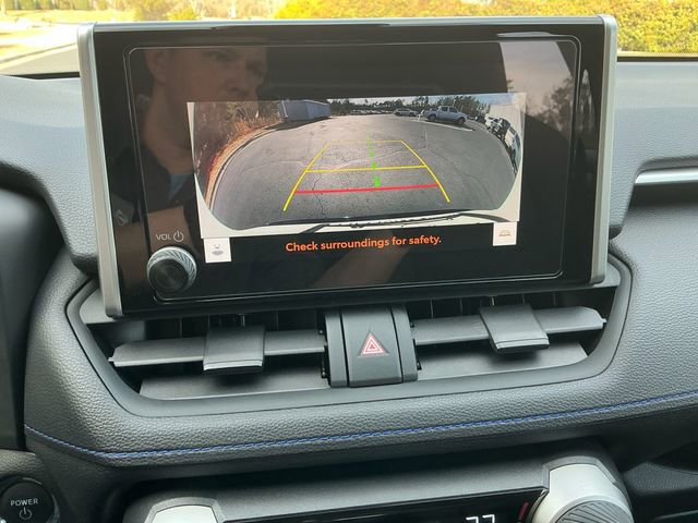 Used 2024 Toyota RAV4 SE image 22