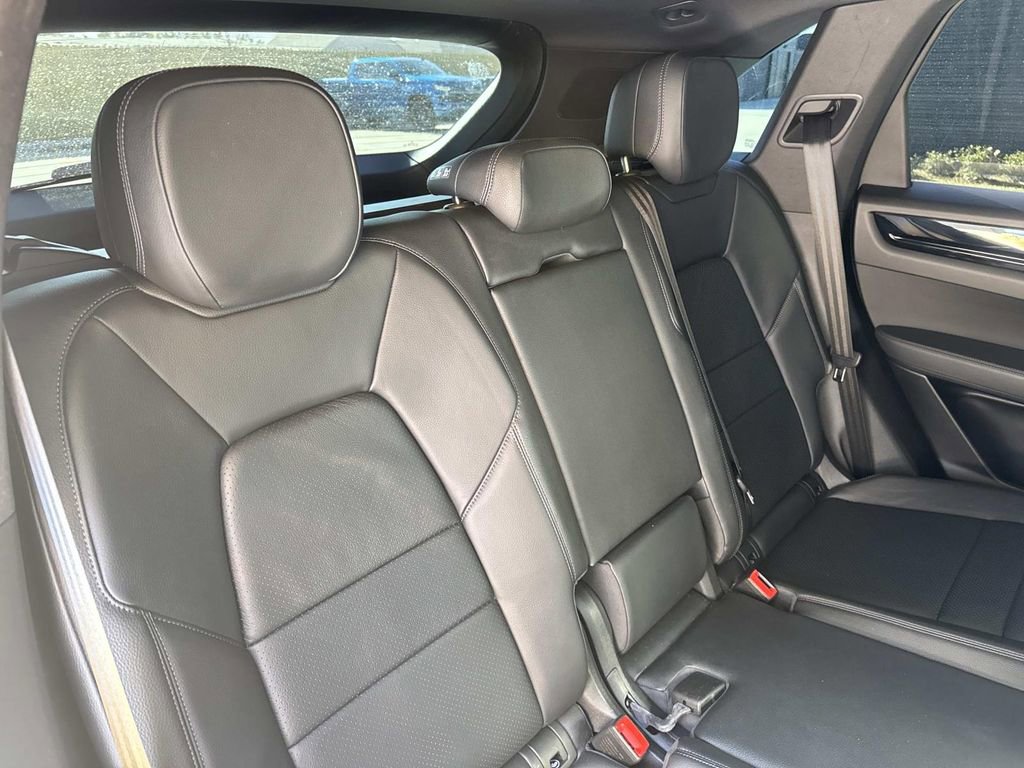 Used 2021 Porsche Cayenne image 14