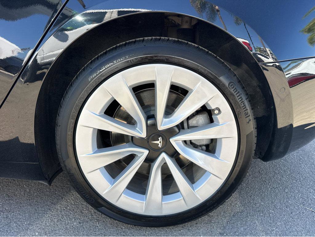 Used 2021 Tesla Model 3 Standard Range Plus image 14