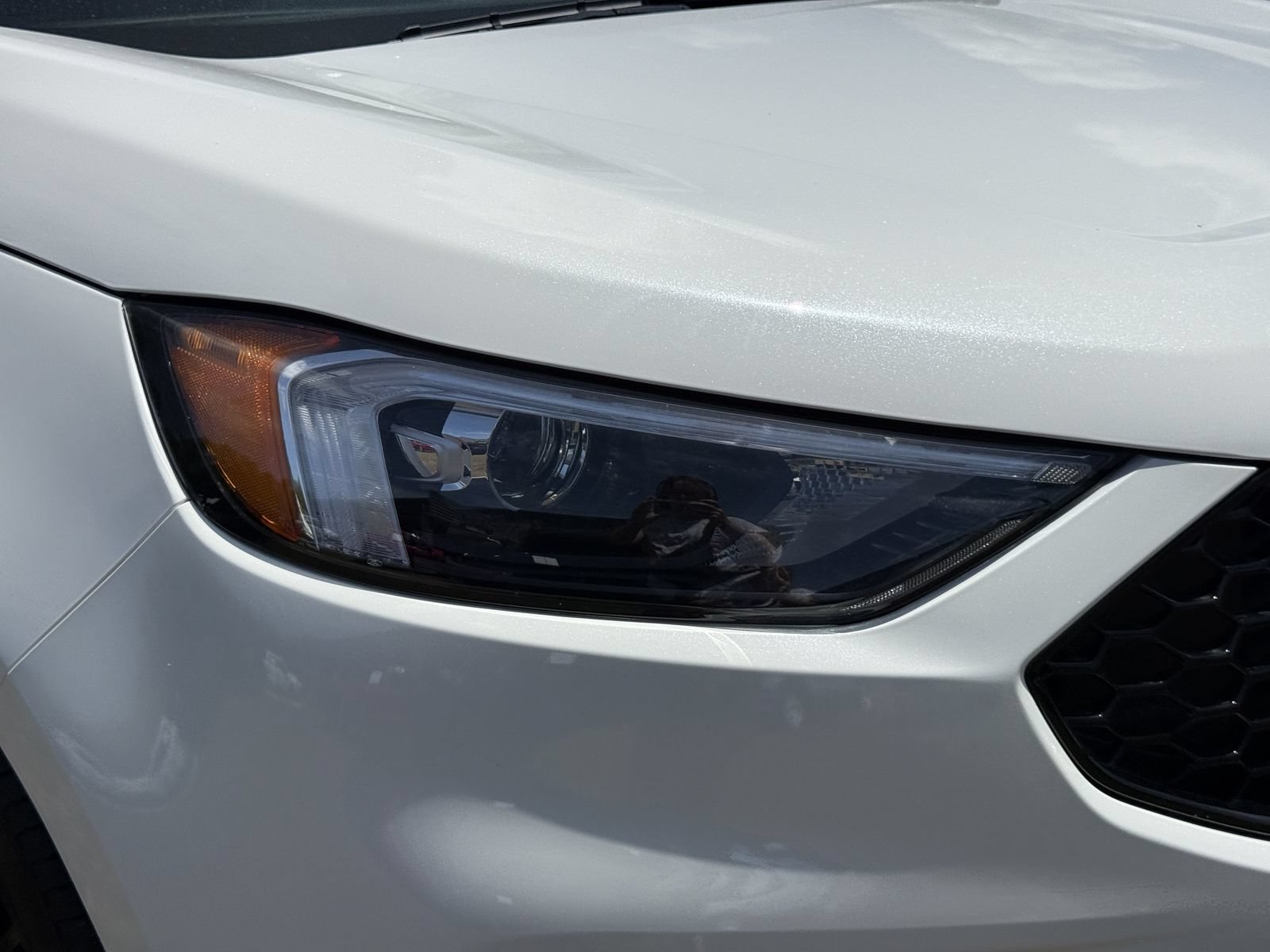 Certified 2024 Ford Edge ST-Line AWD/4WD image 11