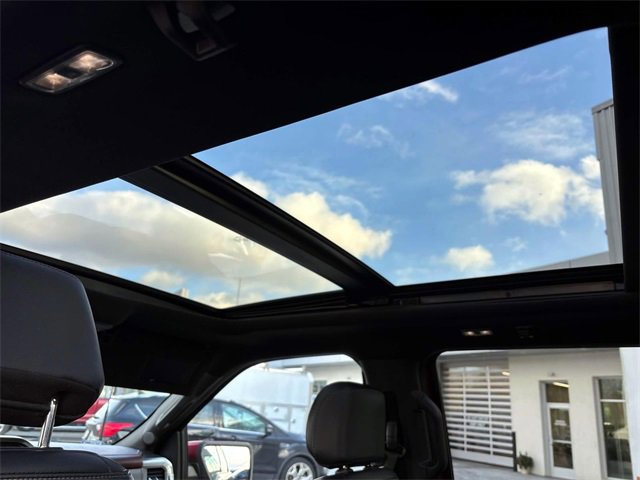 Used 2021 Ford F150 Lariat w/ Equipment Group 502A High image 17