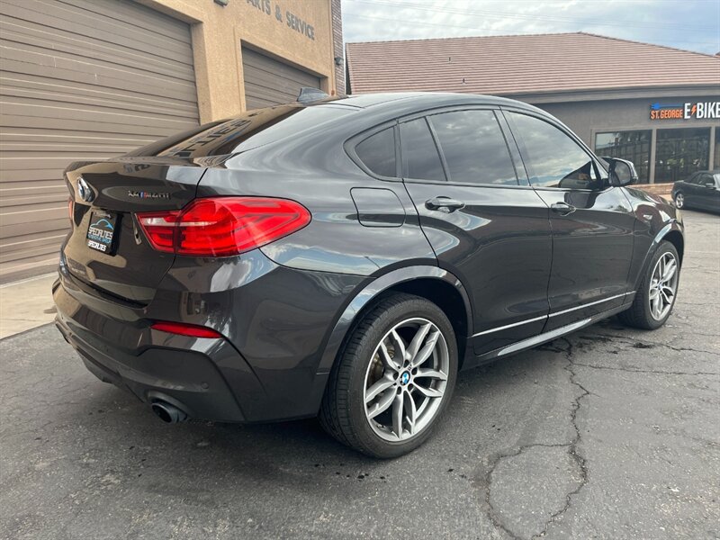 Used 2018 BMW X4 M40i AWD/4WD image 2