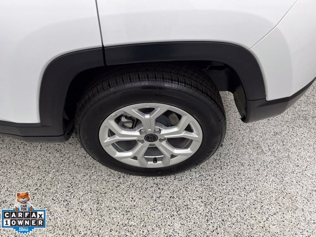 Used 2025 Jeep Compass Latitude AWD/4WD image 14