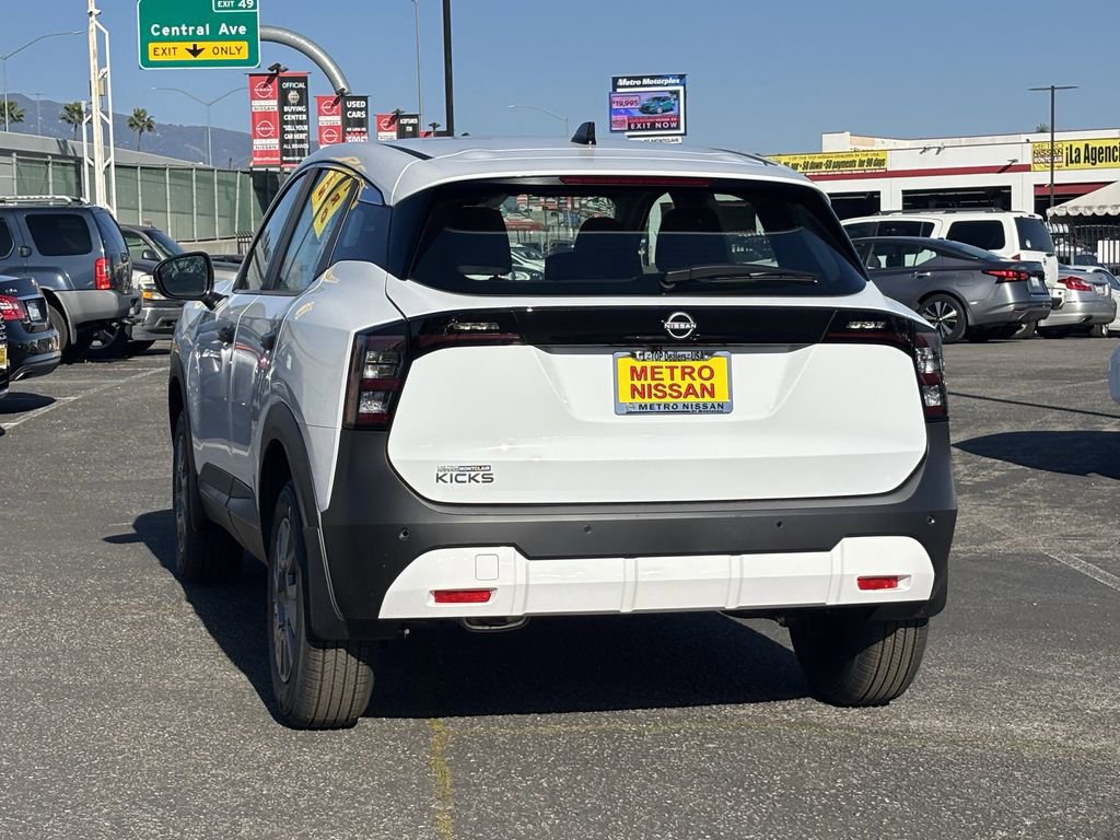 New 2026 Nissan Kicks S image 3