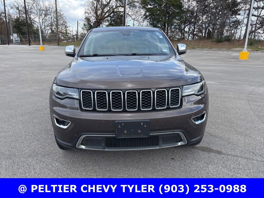 Used 2017 Jeep Grand Cherokee Limited w/ Luxury Group II image 2