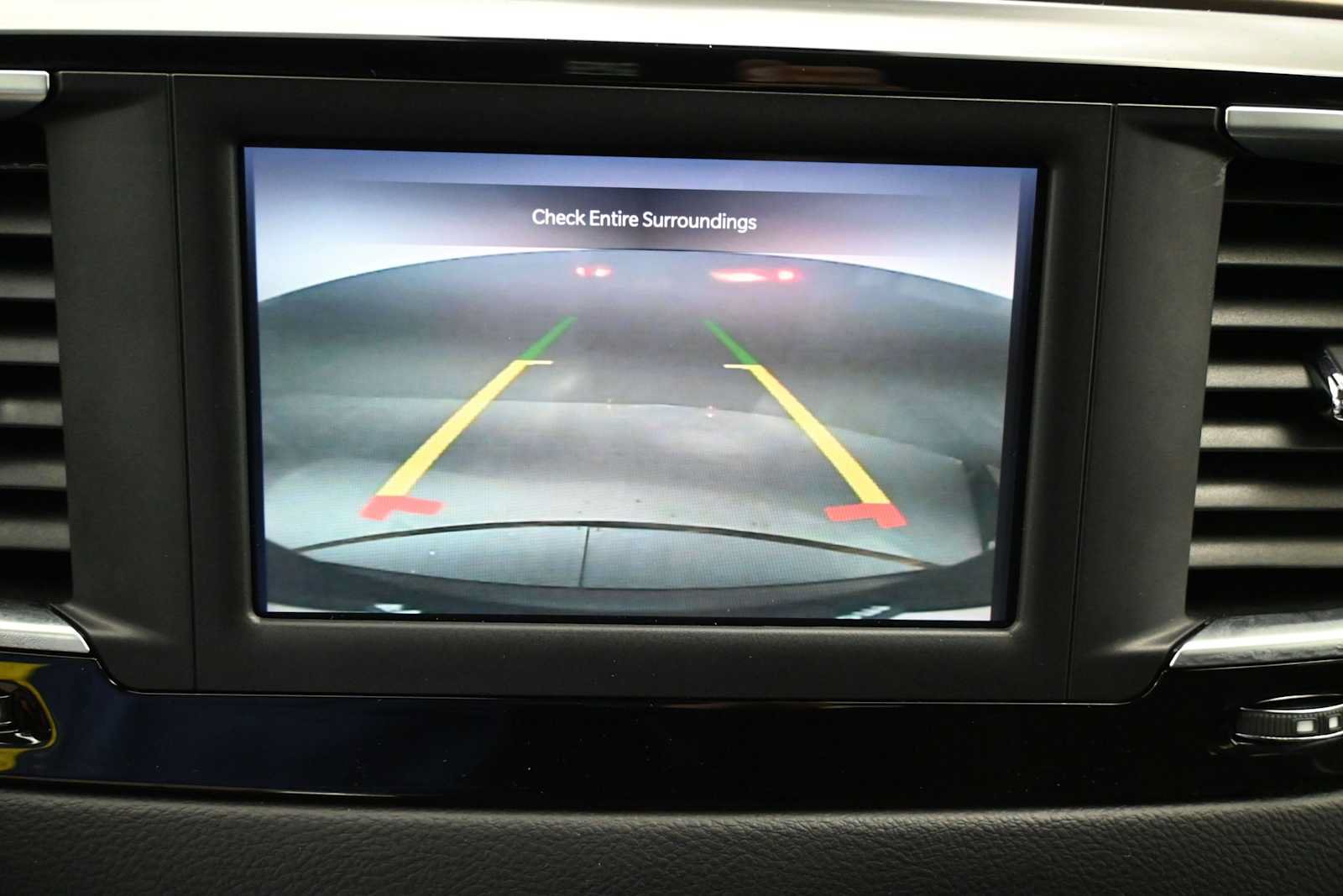 Used 2024 Chrysler Voyager LX FWD image 23