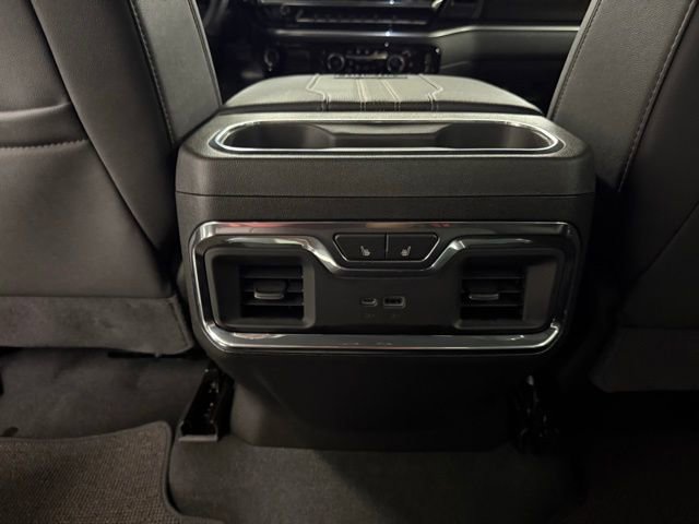 Used 2025 Chevrolet Silverado 2500 High Country w/ Technology Package image 18