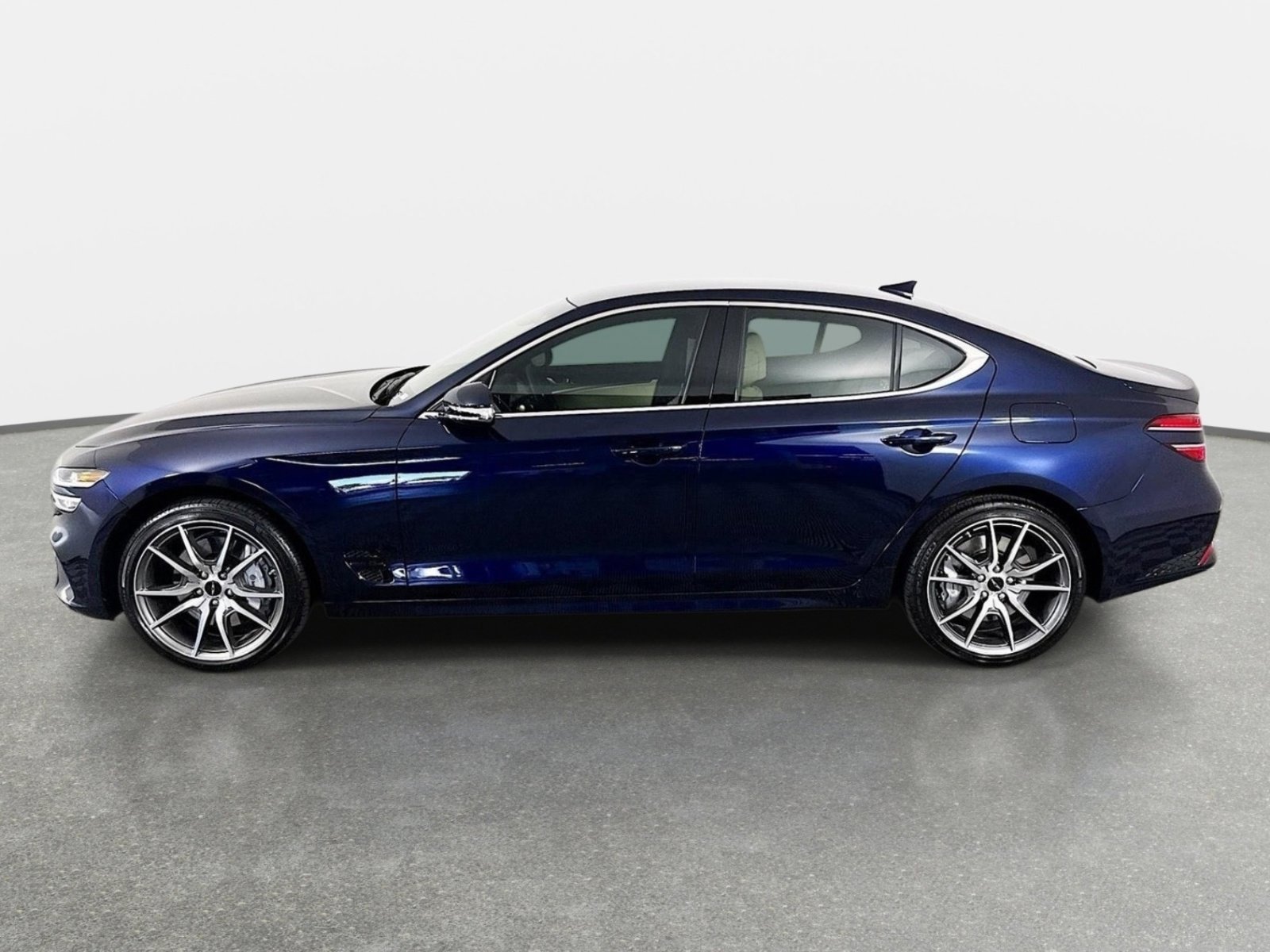 New 2026 Genesis G70 2.5T RWD image 8