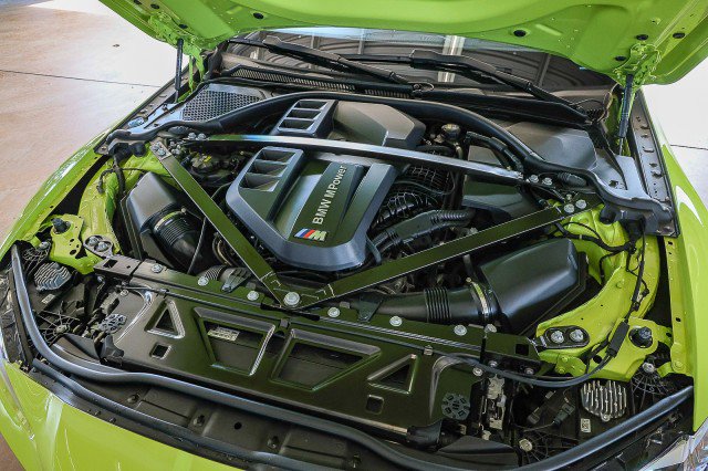 Used 2021 BMW M4 Coupe image 12