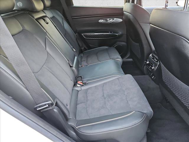 Used 2022 Genesis GV70 3.5T Sport w/ Sport Prestige Package AWD/4WD image 20