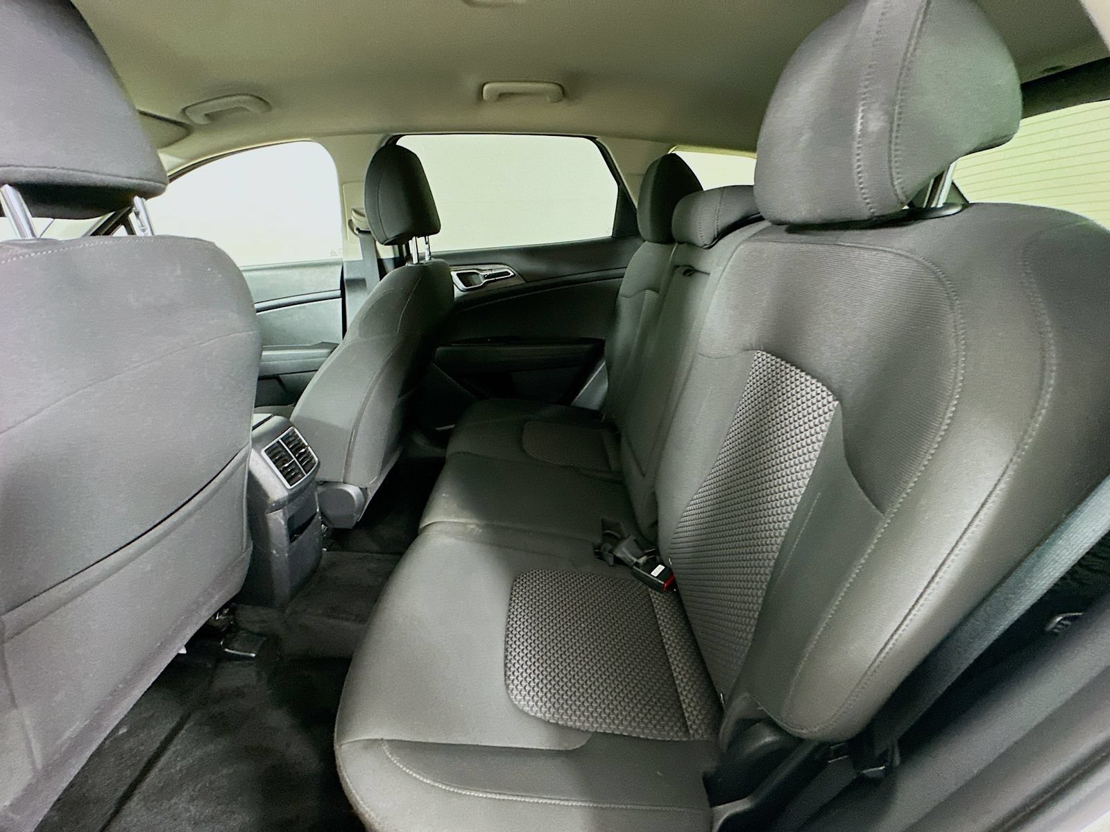 Used 2023 Kia Sportage LX FWD image 34