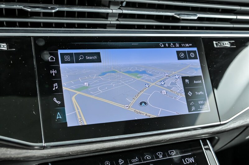 Used 2020 Audi Q8 Prestige AWD/4WD image 29