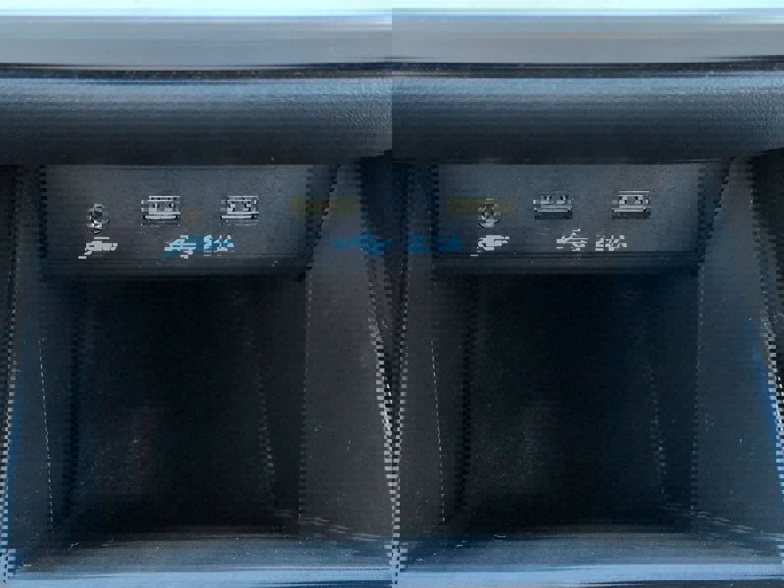 Used 2021 Subaru Outback Limited image 34