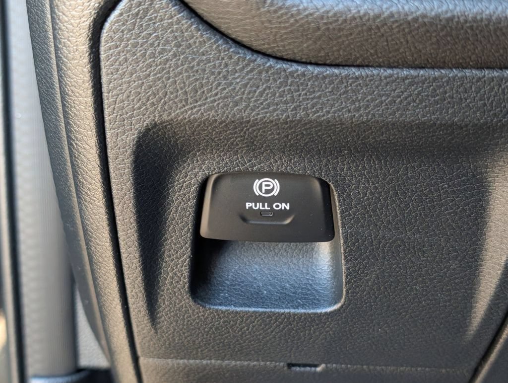 Used 2024 RAM 1500 Laramie AWD/4WD image 41