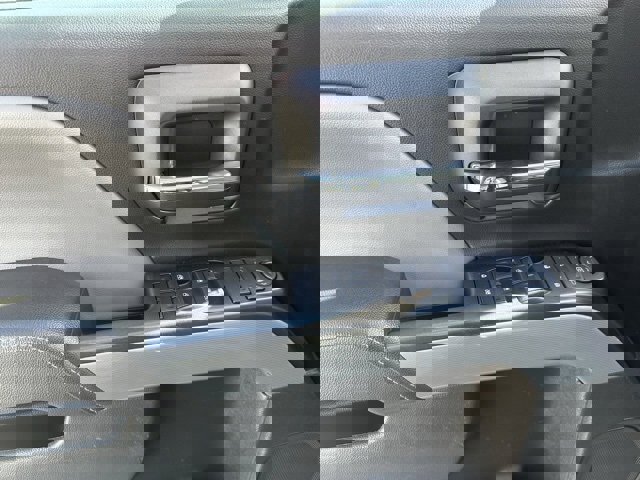 Used 2017 Chevrolet Silverado 1500 LT w/ All Star Edition image 3