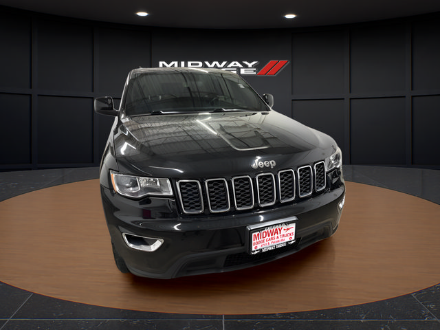 Used 2019 Jeep Grand Cherokee Laredo w/ Laredo X Package RWD image 5