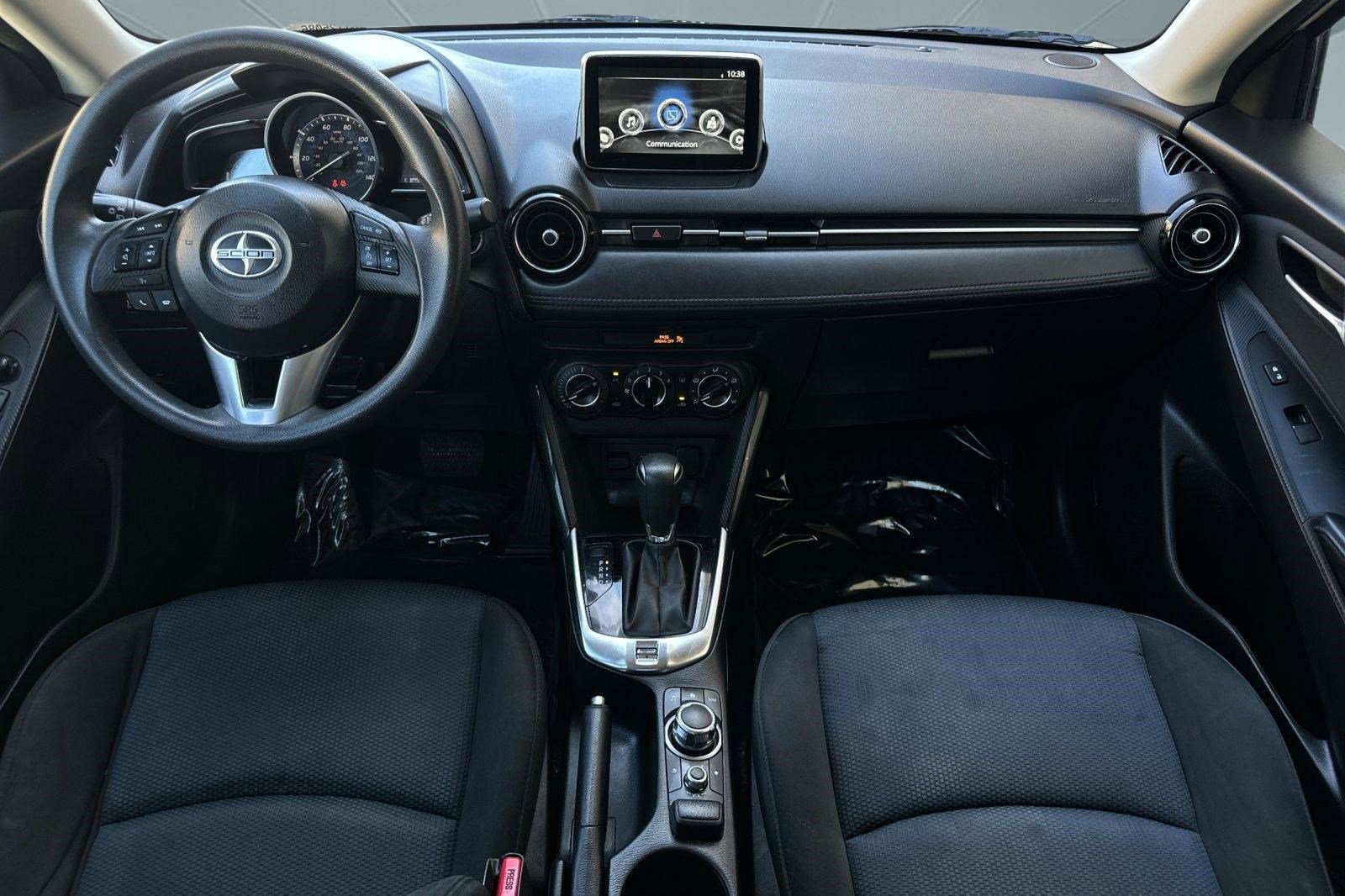 Used 2016 Scion iA 4dr Sdn Auto (Natl) image 16