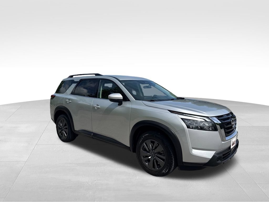 Used 2023 Nissan Pathfinder SV AWD/4WD image 14