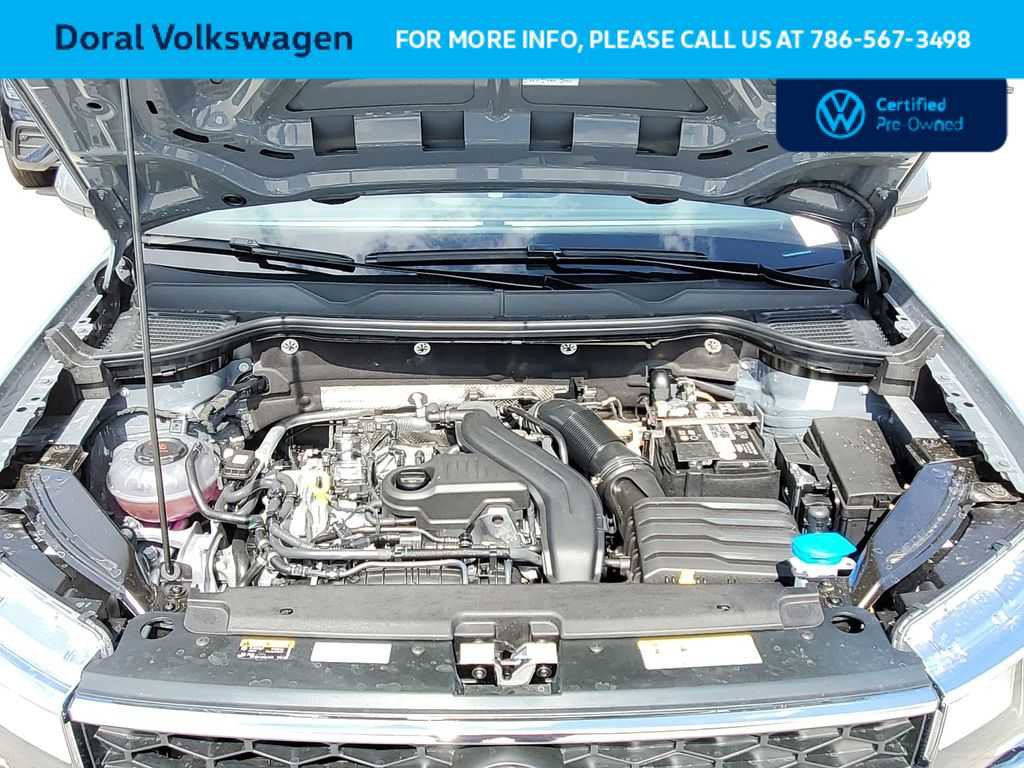 Used 2023 Volkswagen Taos SE image 18