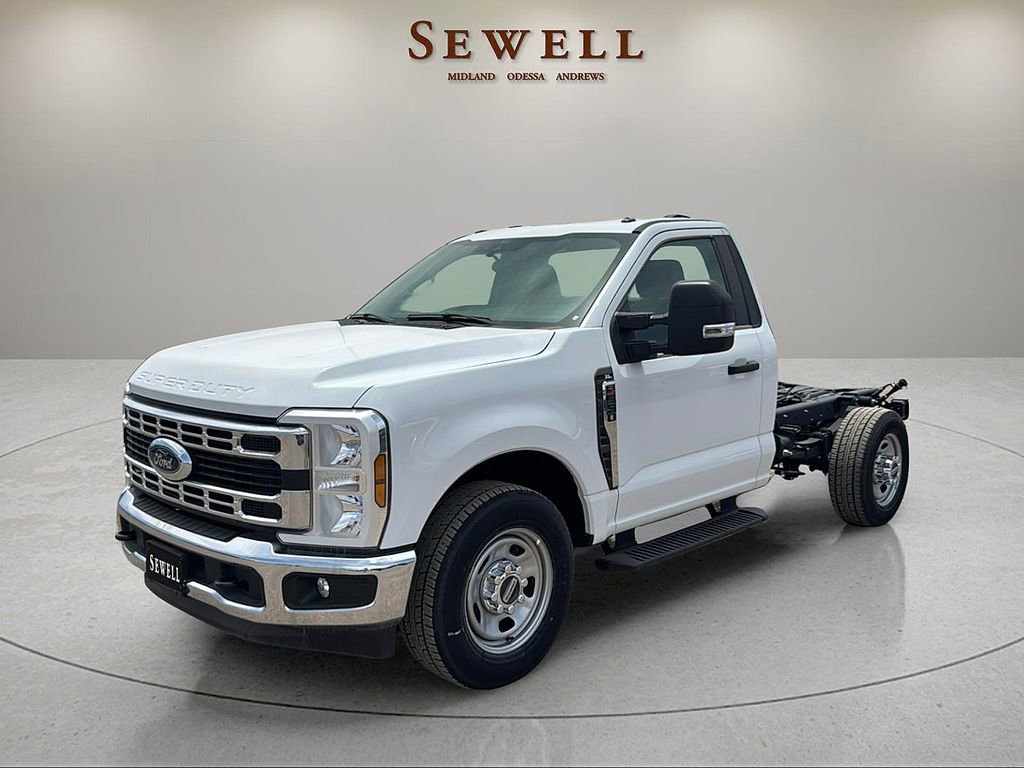 New 2024 Ford F350 XL w/ XL Chrome Package