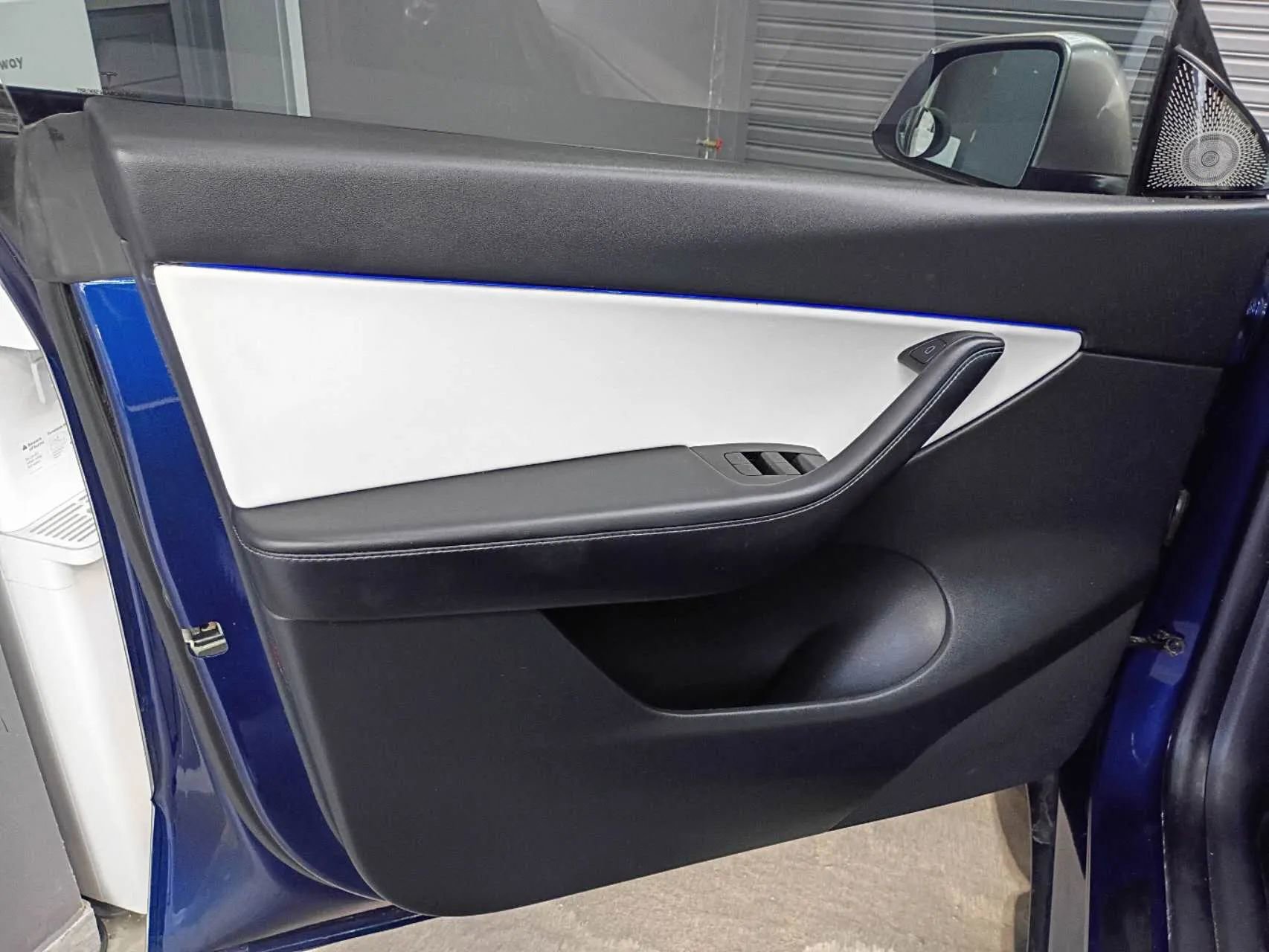 Used 2022 Tesla Model Y Long Range AWD/4WD image 29