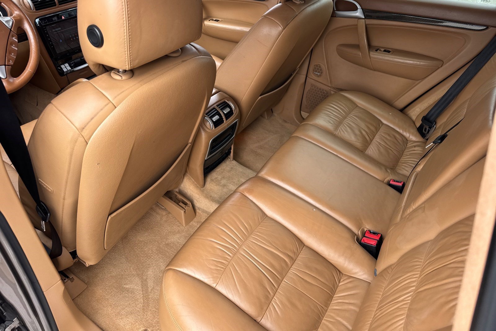 Used 2004 Porsche Cayenne Turbo AWD/4WD image 23