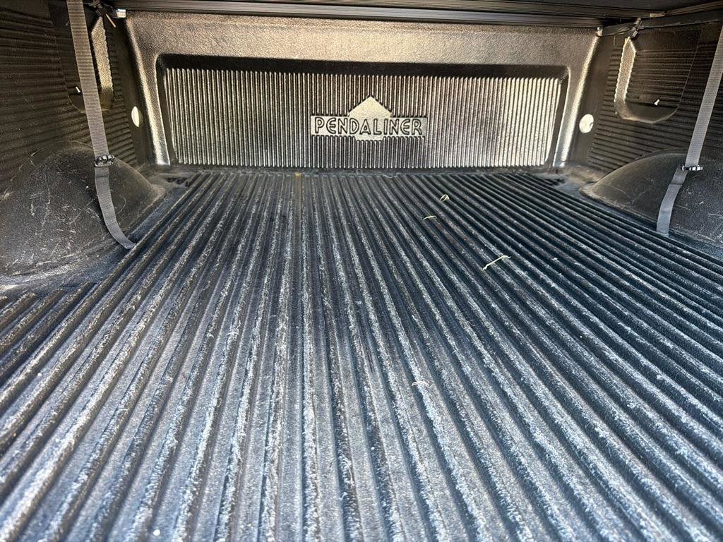 Used 2015 Nissan Titan S w/ S Popular Equipment Package AWD/4WD image 20