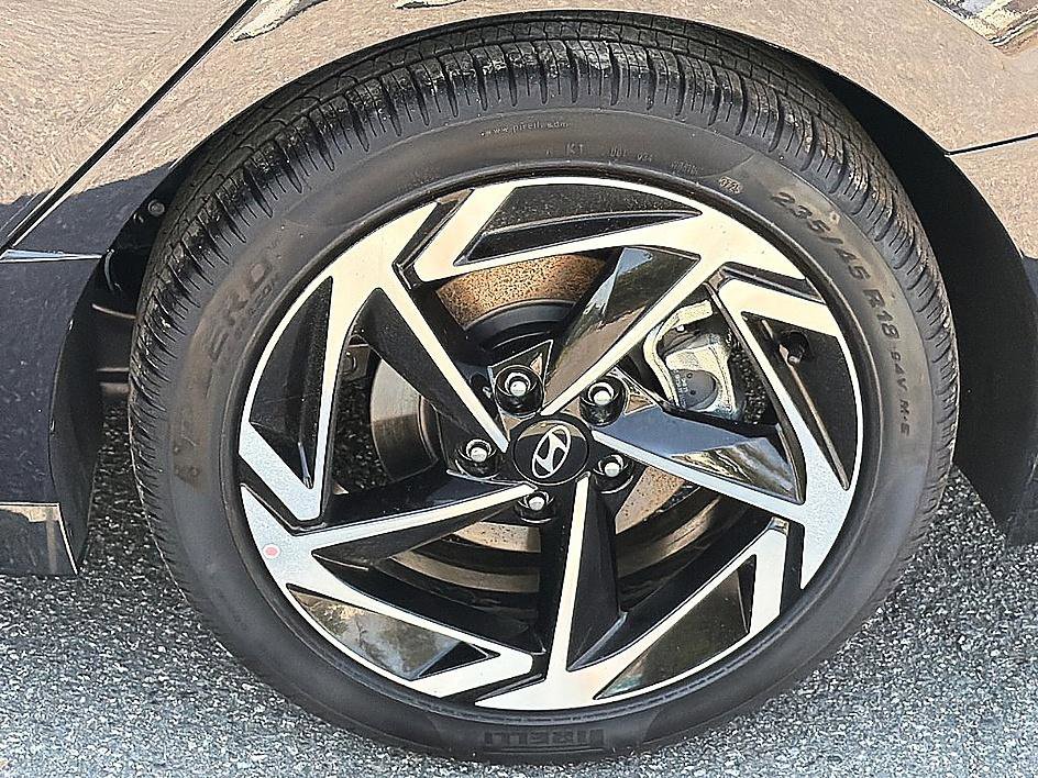 New 2026 Hyundai Sonata SEL FWD image 5